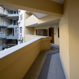 Ελέγξτε τη διαθεσιμότητα